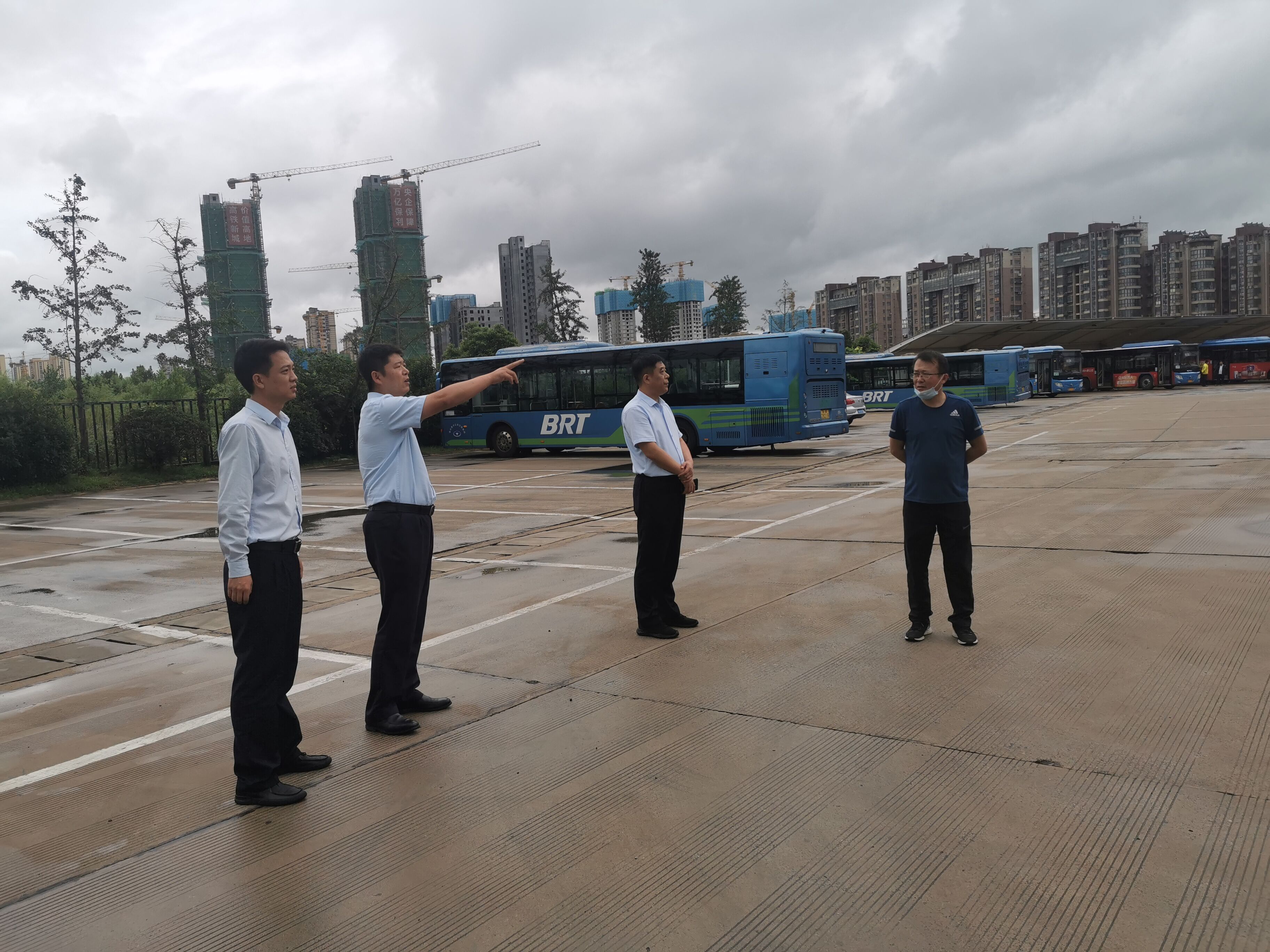 全面部署，嚴陣以待，公交集團全力做好臺風(fēng)“梅花”防御工作