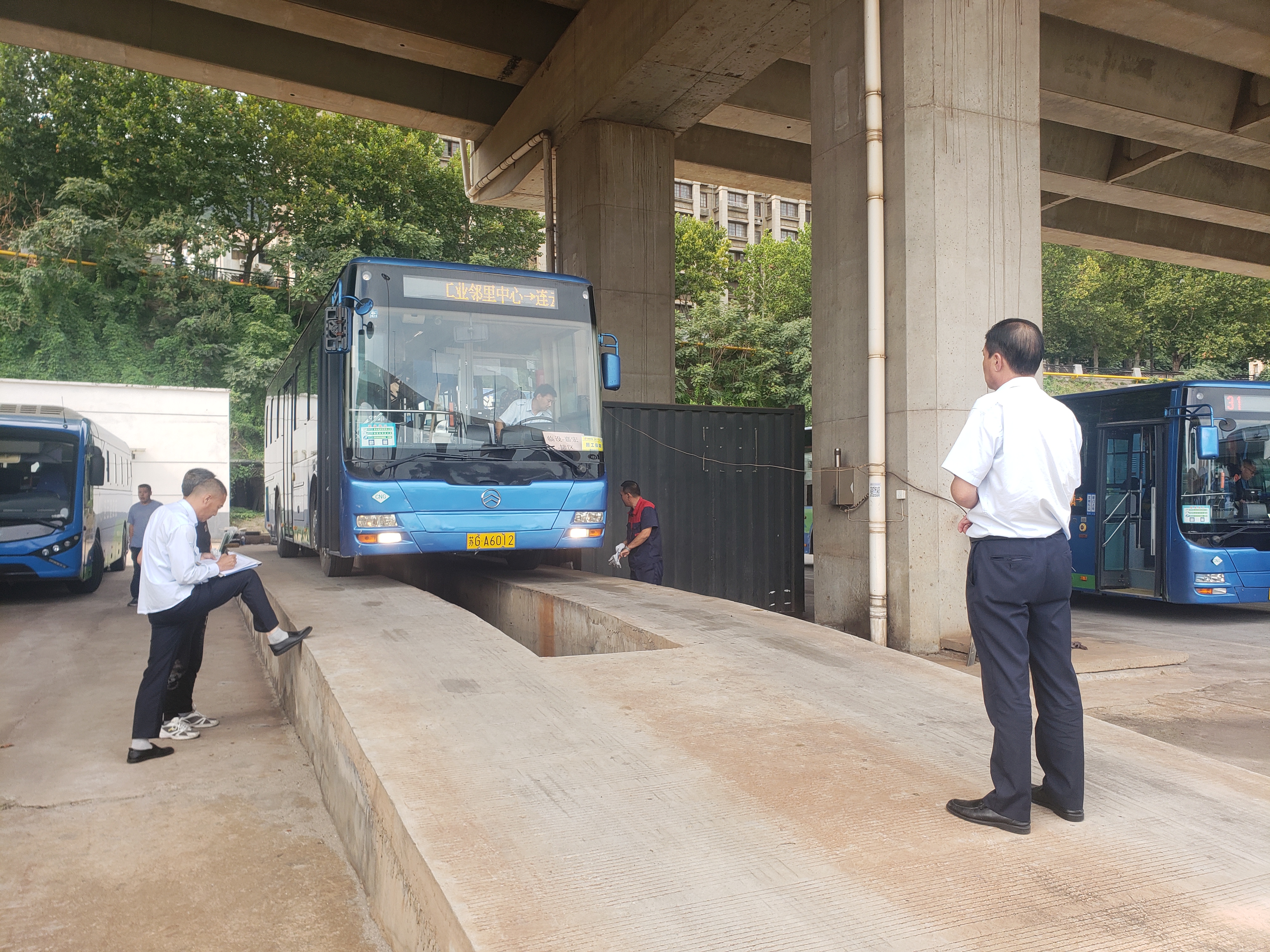 經(jīng)營(yíng)發(fā)展事業(yè)部開(kāi)展“中秋”節(jié)前 機(jī)務(wù)專(zhuān)項(xiàng)大檢查