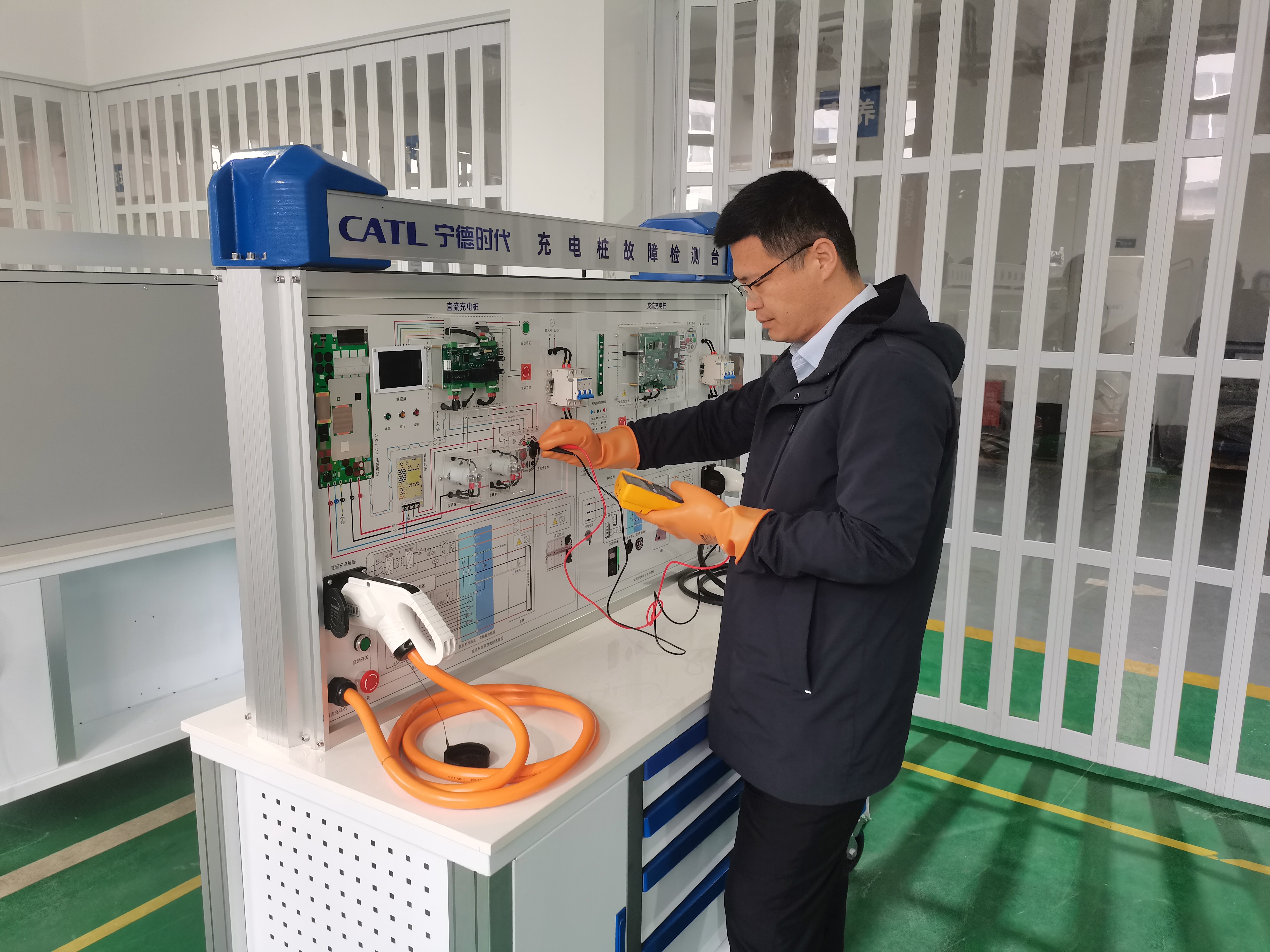 機(jī)務(wù)技術(shù)事業(yè)部參加寧德時(shí)代L2等級(jí)培訓(xùn)