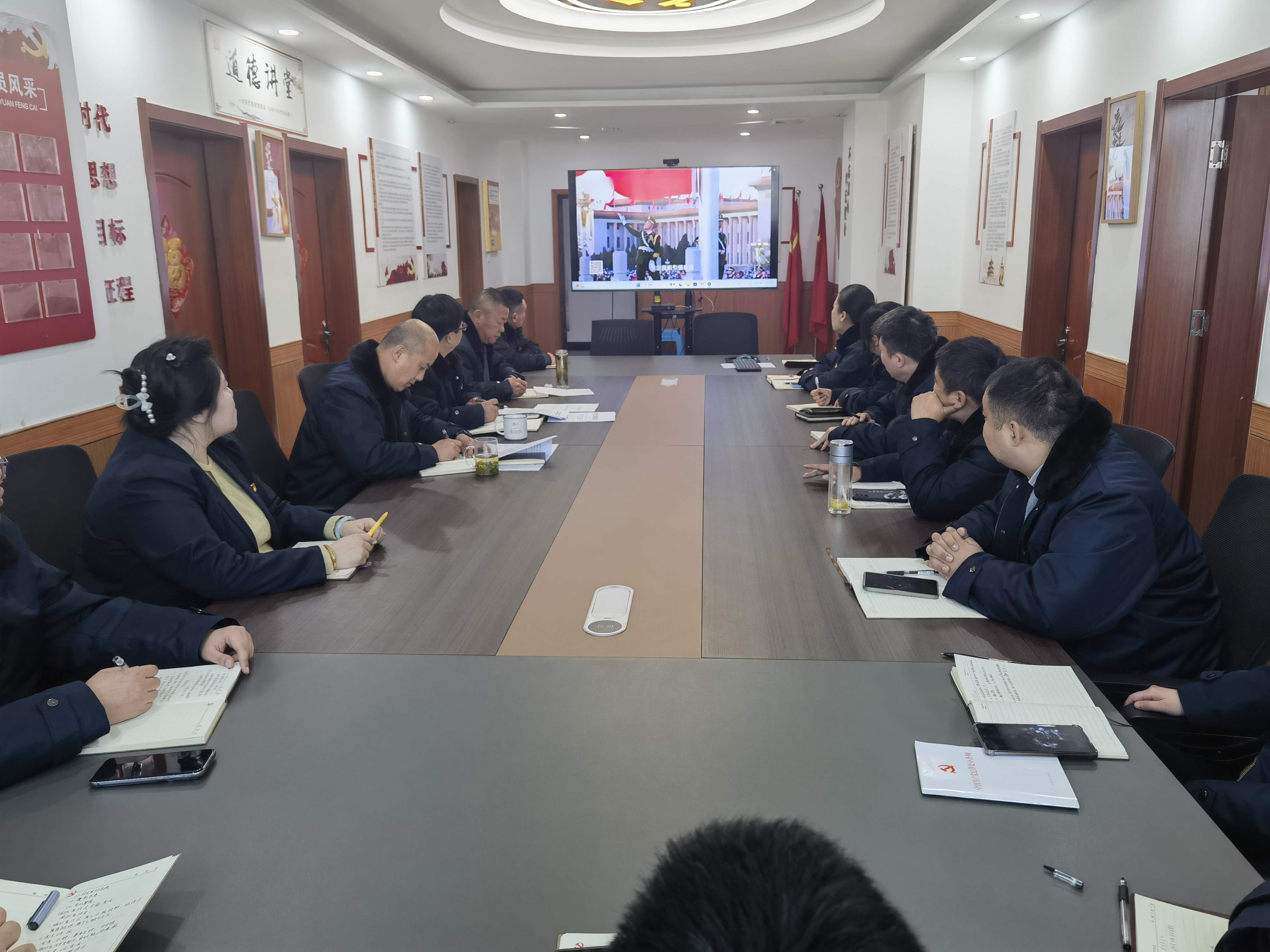 觀《向新出發(fā)》，砥礪奮進(jìn)開(kāi)新局