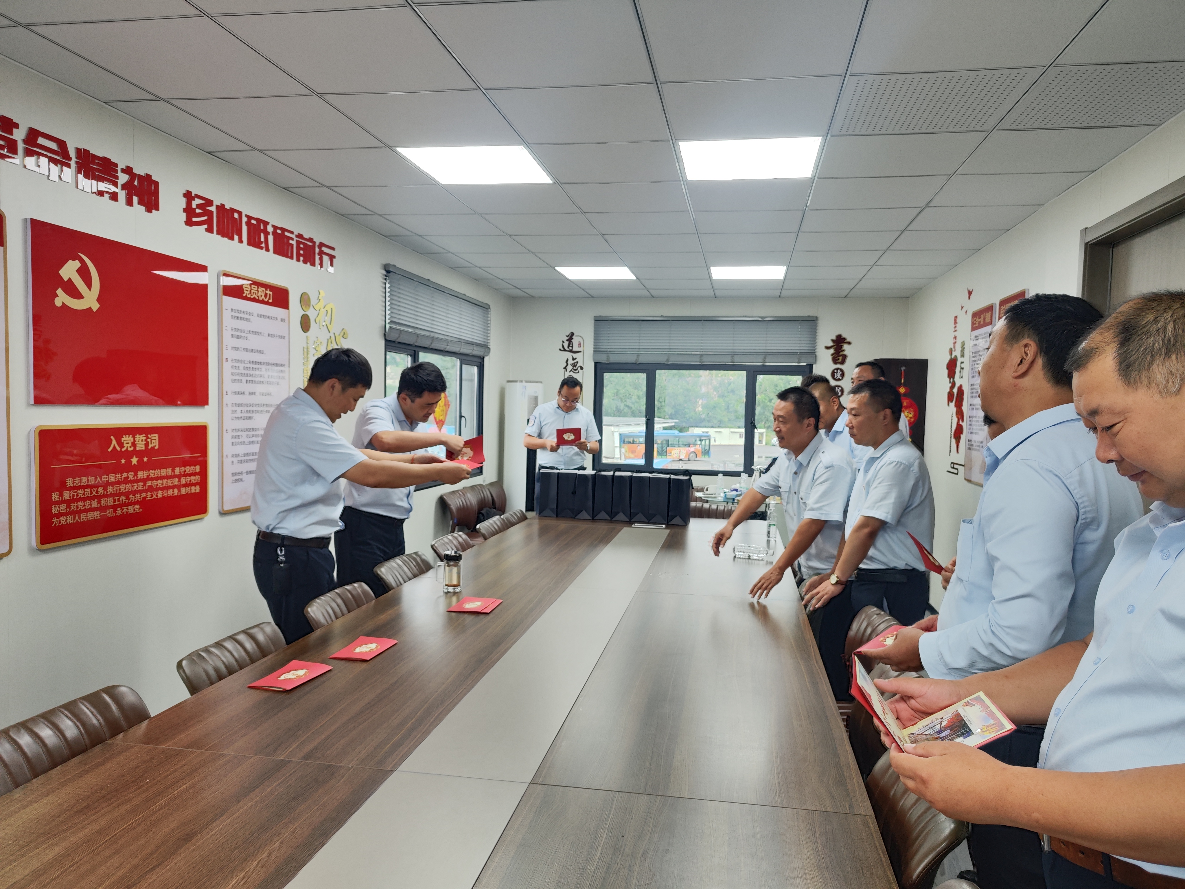 鑄就鐵血忠誠(chéng) 引領(lǐng)清風(fēng)正氣