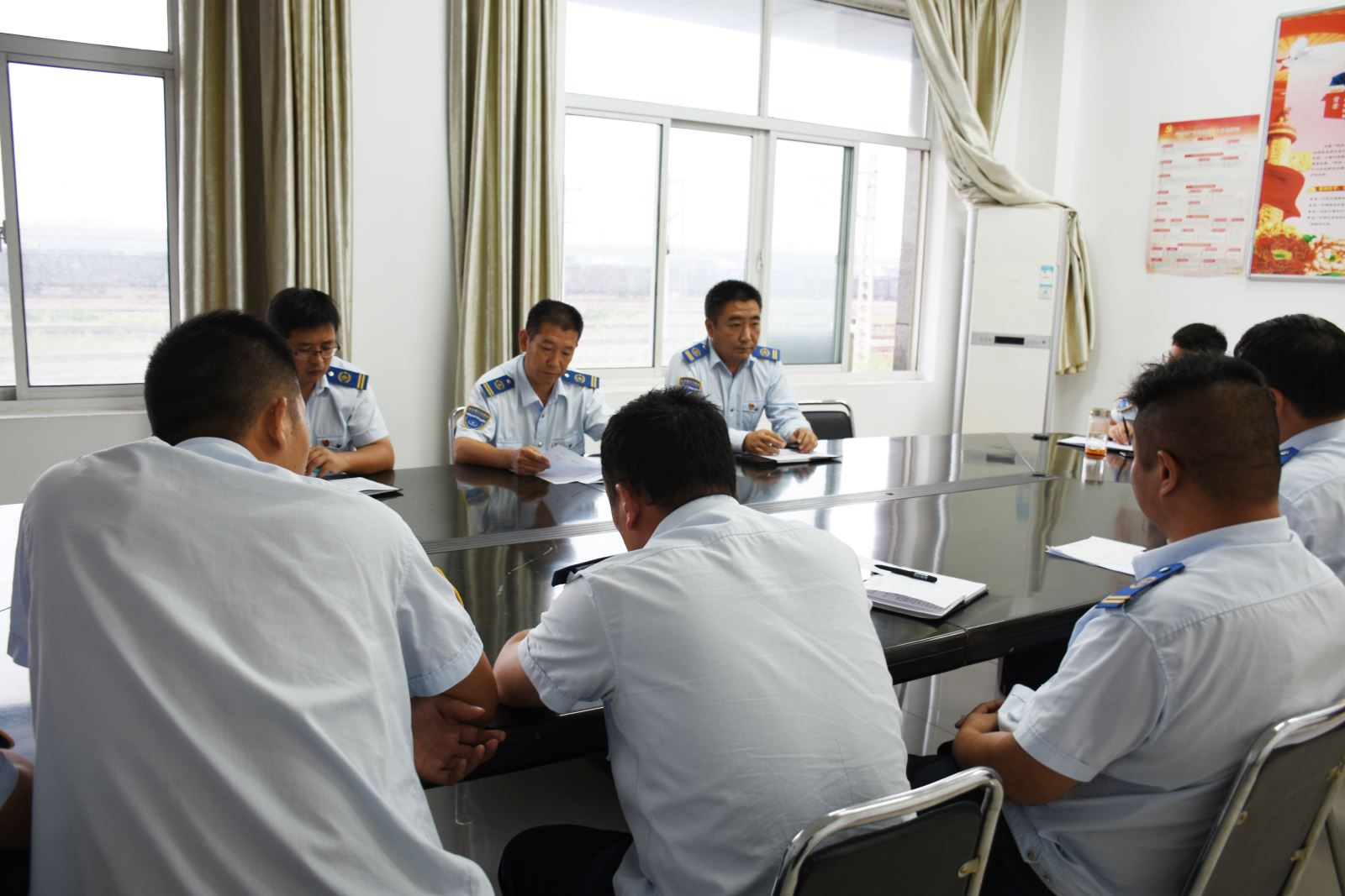 公交集團東部公司召開中秋、國慶期間廉政建設(shè)工作專題會議