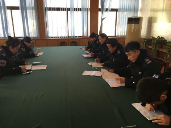 公交佳連公司落實(shí)開展“隱患排查月”工作