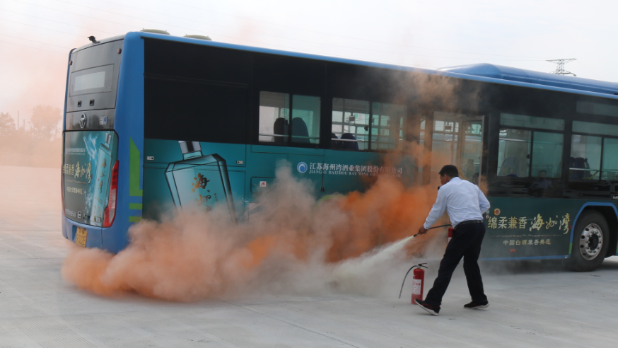 公交集團權(quán)屬單位開展突發(fā)事件應急處置演練