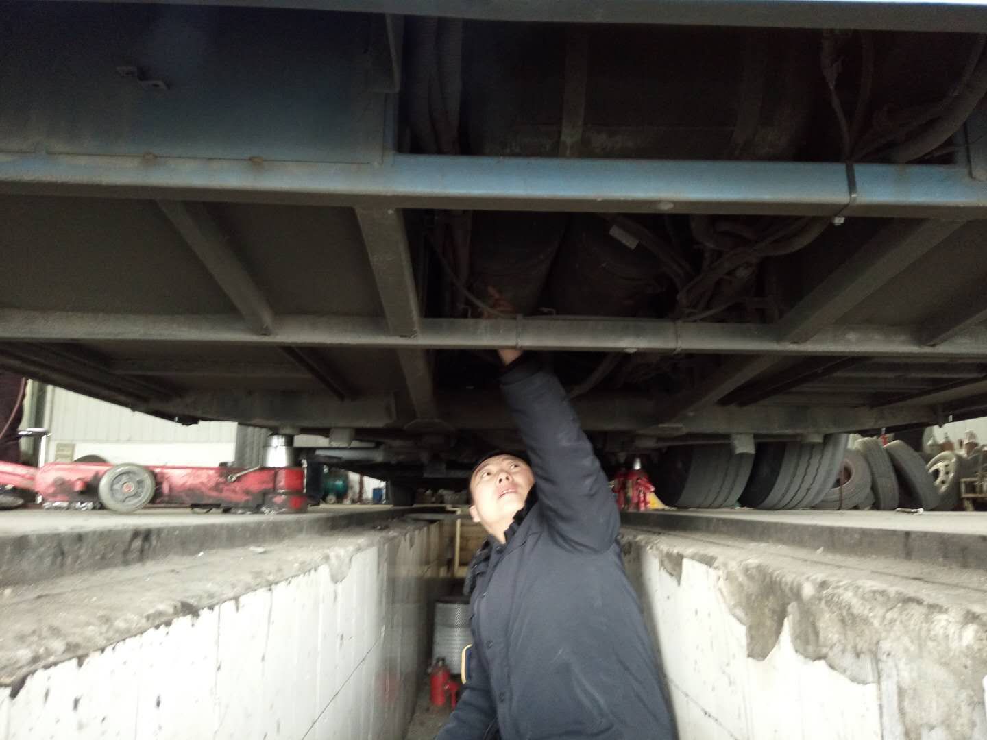 強(qiáng)化機(jī)務(wù)管理，筑牢行車安全防護(hù)網(wǎng)