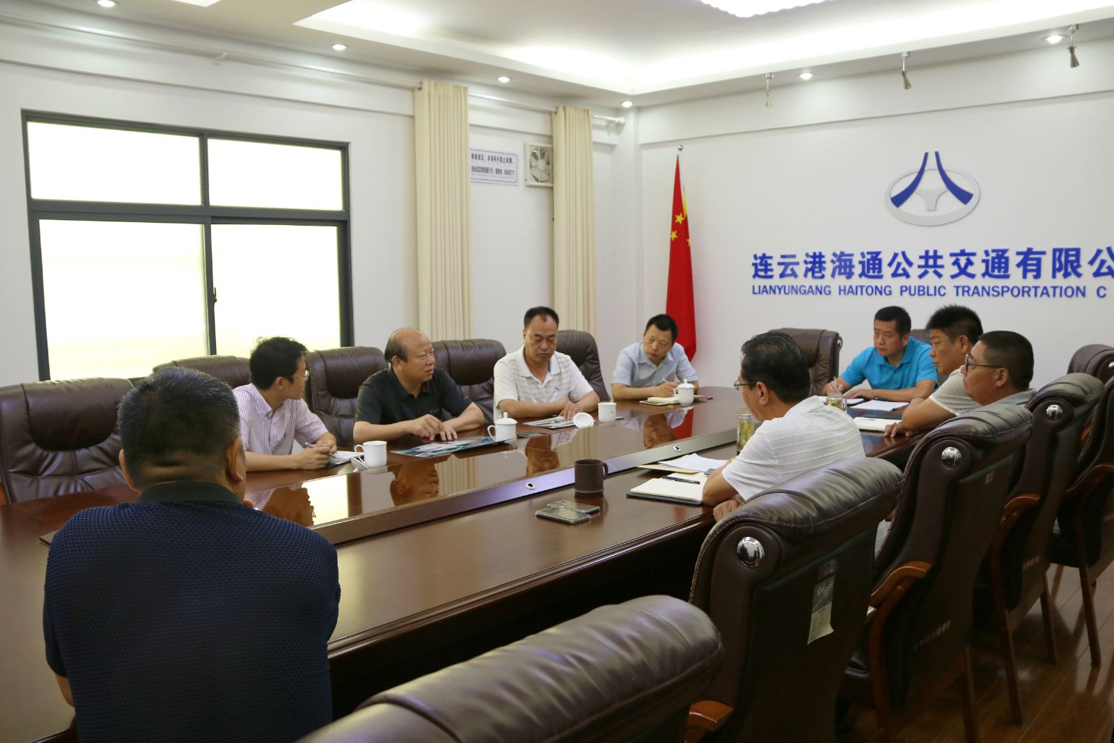 市機關(guān)事務(wù)管理局領(lǐng)導(dǎo)蒞臨海通公交公司調(diào)研考察