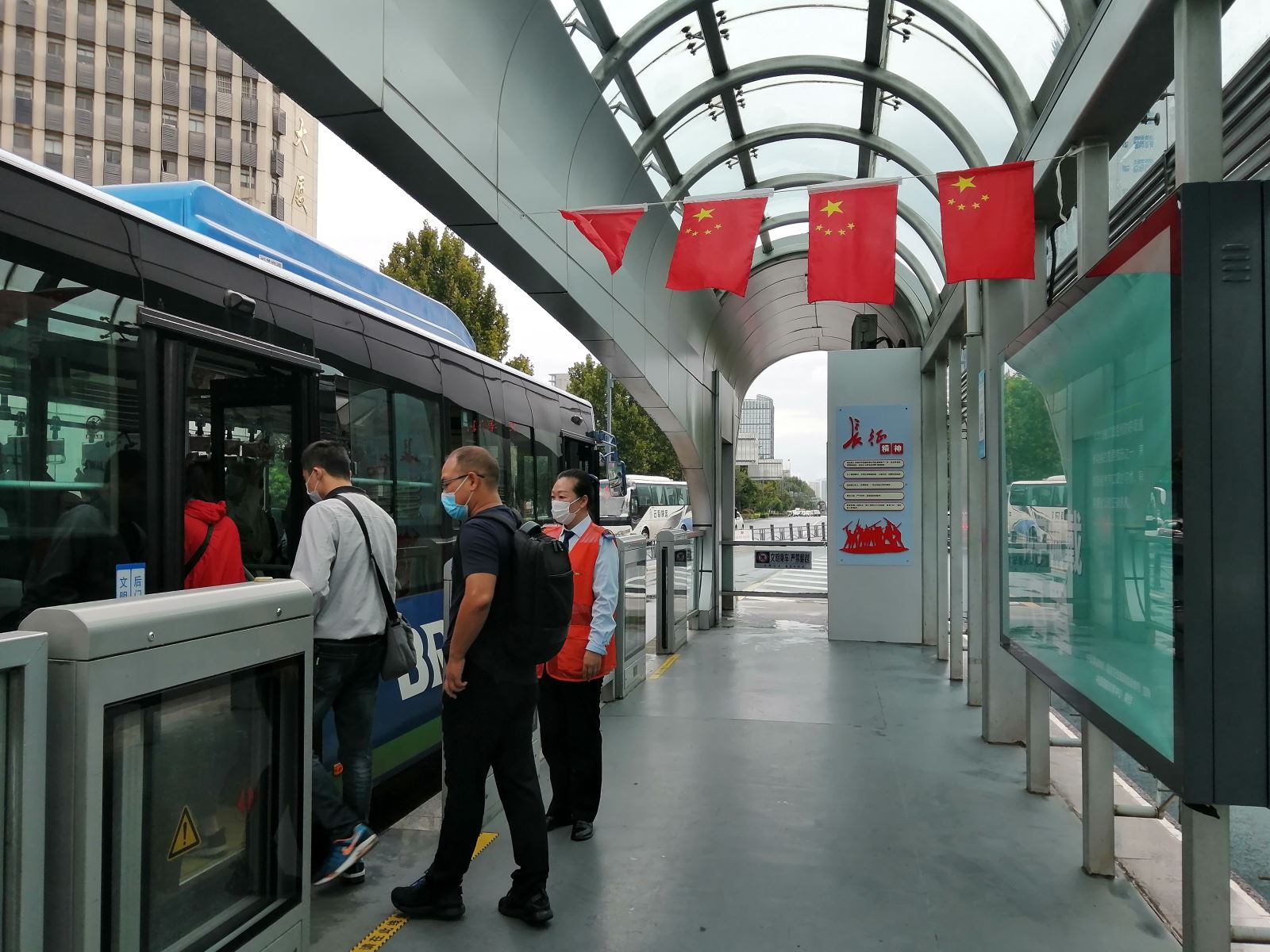 我為群眾辦實事，國慶假期我在前