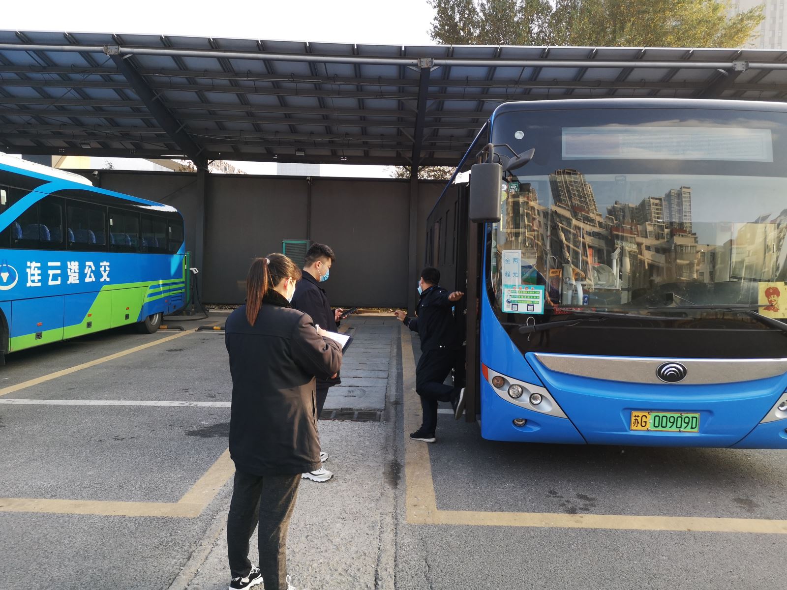 公交集團(tuán)公交事業(yè)二部持續(xù)開展駕駛員應(yīng)急救援處置專項(xiàng)檢查