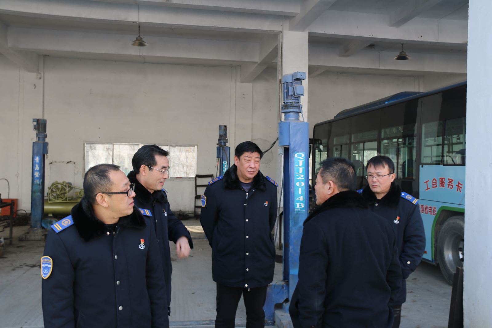 公交集團深入一線督查春運開展情況