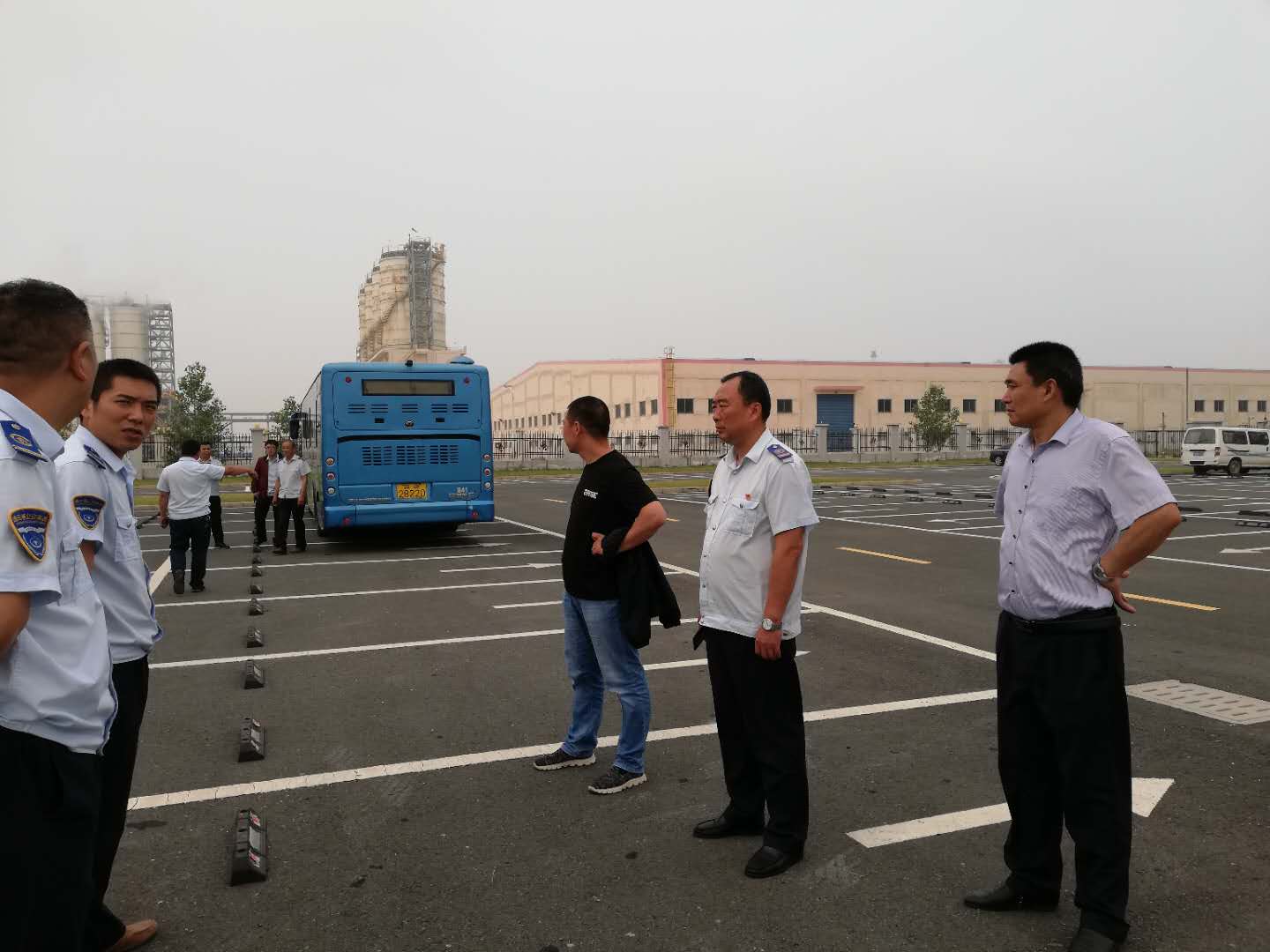 公交集團(tuán)經(jīng)營(yíng)發(fā)展事業(yè)部積極開(kāi)展公交場(chǎng)站安全檢查工作