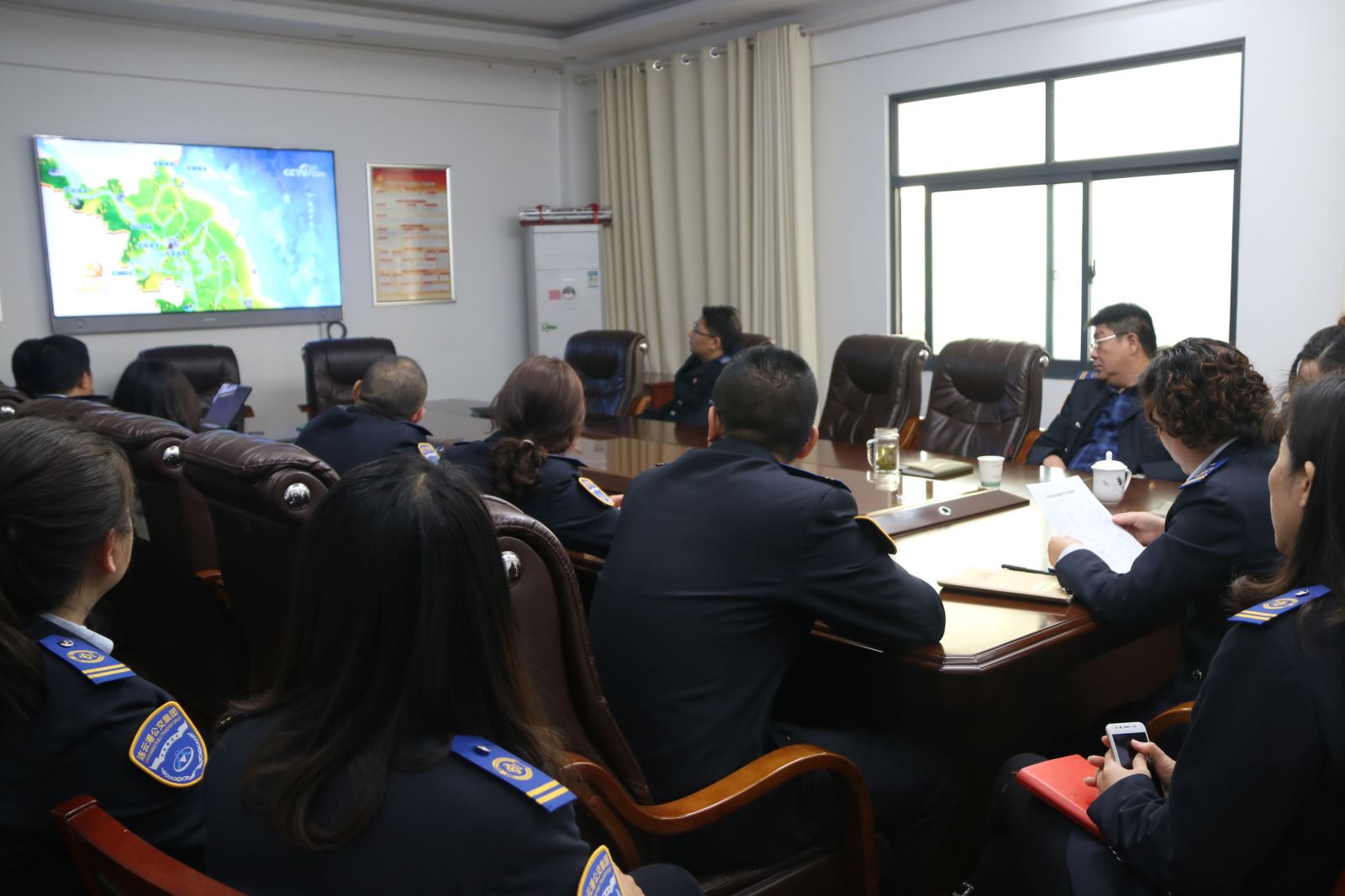 公交集團(tuán)固定學(xué)習(xí)日組織各總支、支部觀看《航拍中國(guó)》之江蘇篇