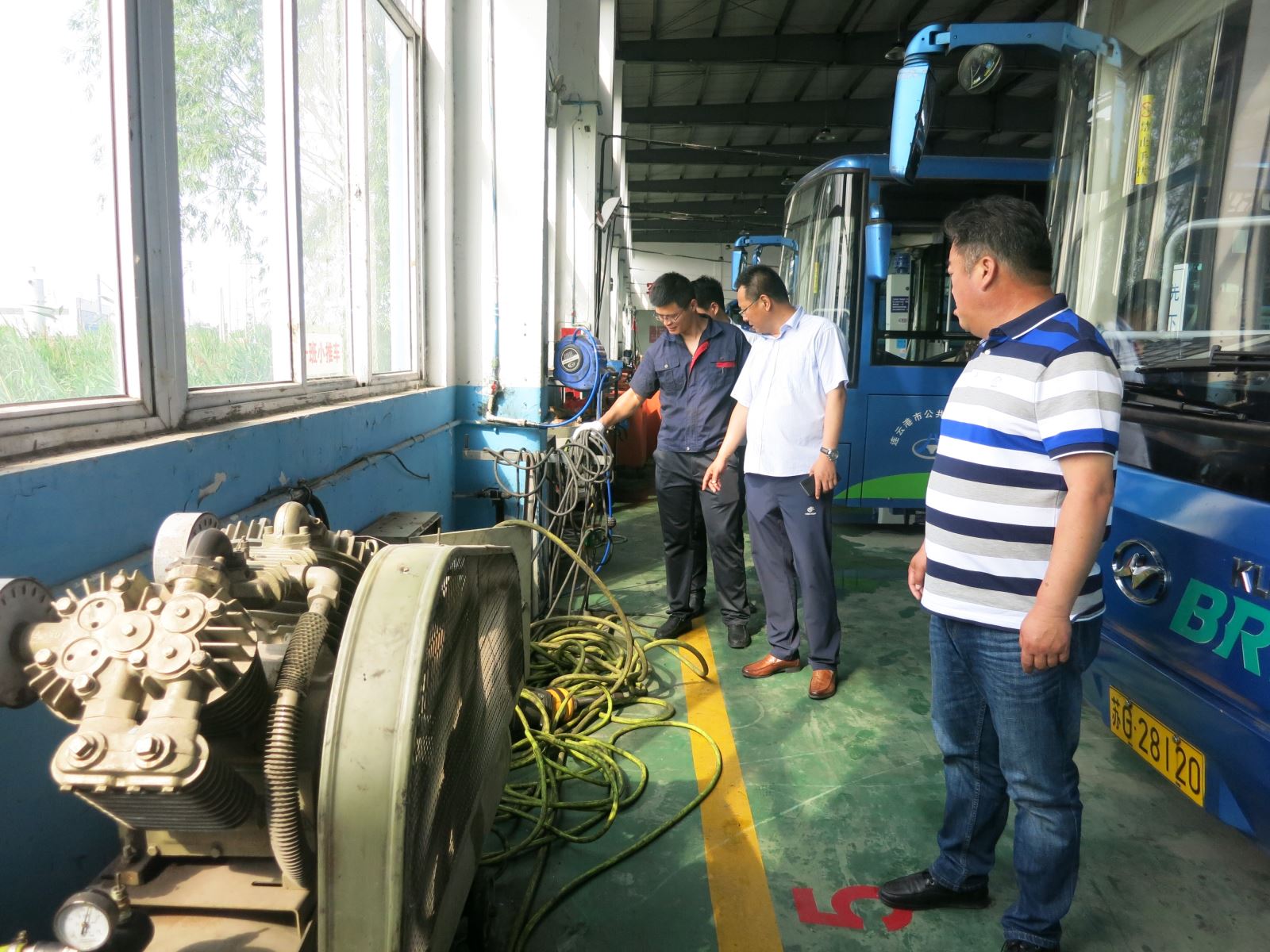 公交集團(tuán)機(jī)務(wù)技術(shù)事業(yè)部開(kāi)展安全檢查工作